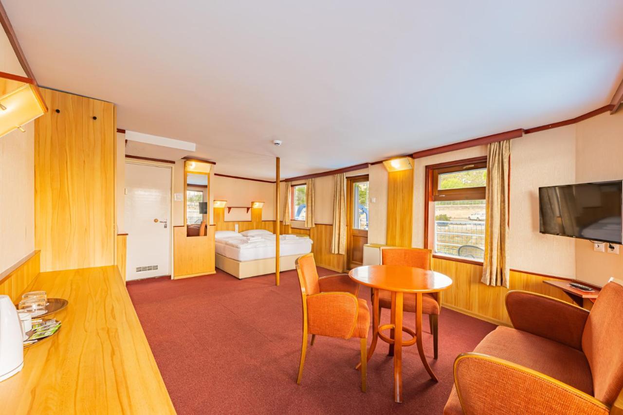 Fortuna Boat Hotel Budapeszt Zewnętrze zdjęcie