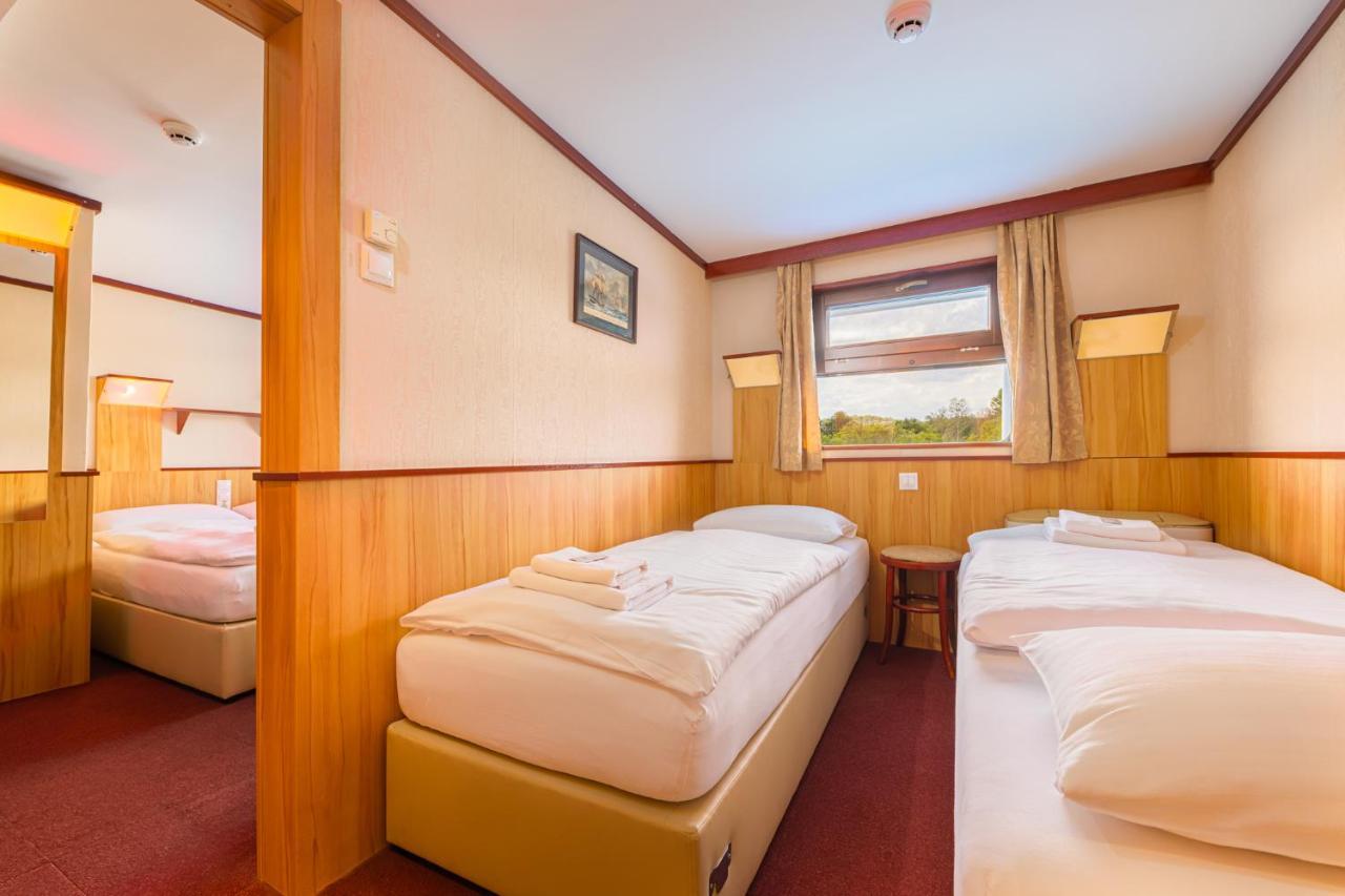 Fortuna Boat Hotel Budapeszt Zewnętrze zdjęcie