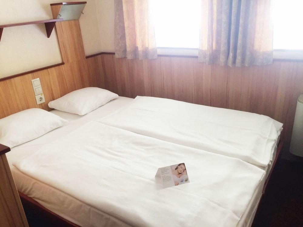 Fortuna Boat Hotel Budapeszt Zewnętrze zdjęcie