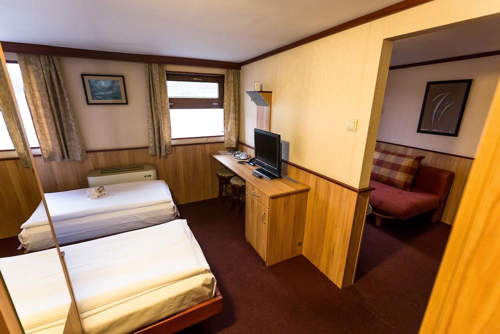 Fortuna Boat Hotel Budapeszt Zewnętrze zdjęcie