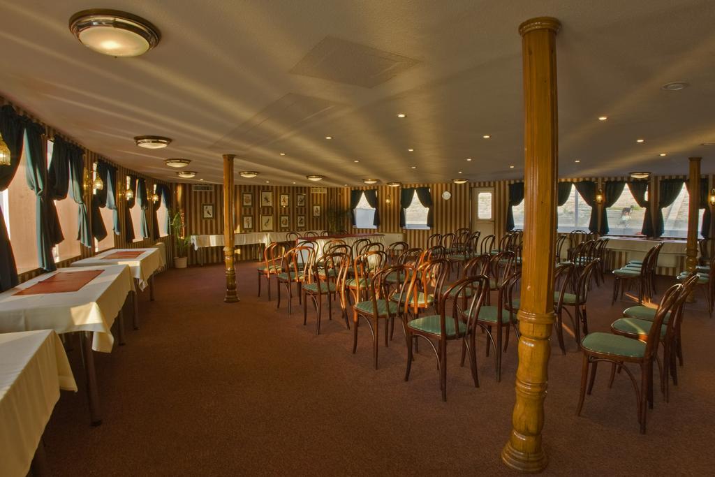 Fortuna Boat Hotel Budapeszt Zewnętrze zdjęcie